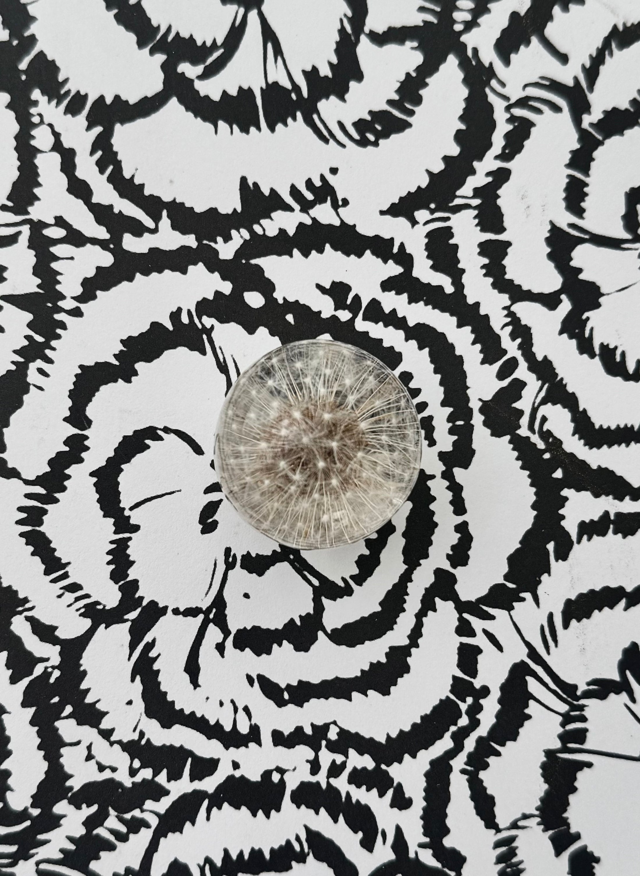 Dandelion mini Sphere - Special Technique “Details” (2 cm)