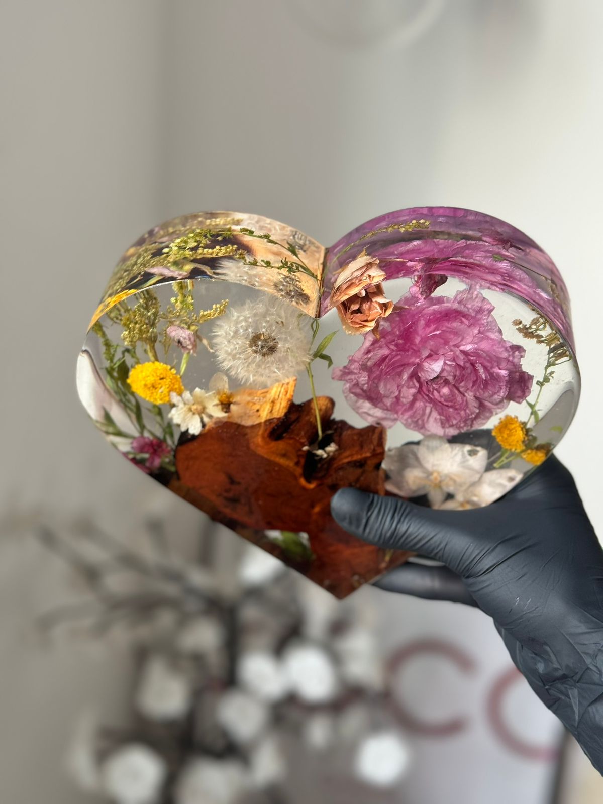 Eternal Heart of Nature Dandelion Floral Keepsake Lamp